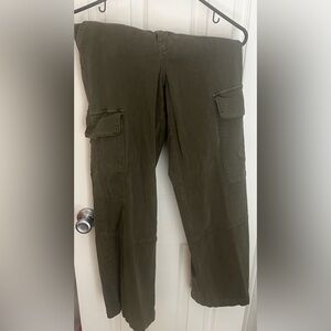 AE Dreamy Drape Stretch Cargo Super High-Waisted Baggy Wide-Leg Pant